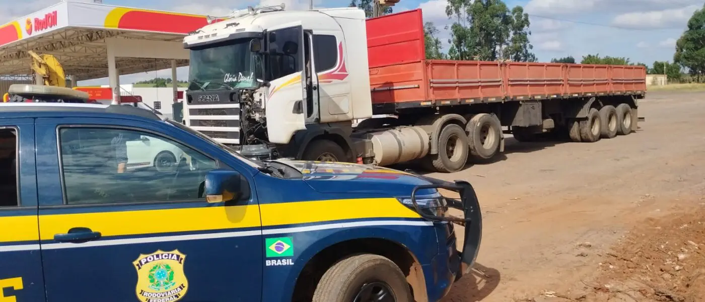 PRF recupera em Cruz Alta, cavalo-trator e carreta roubados em Passo Fundo*