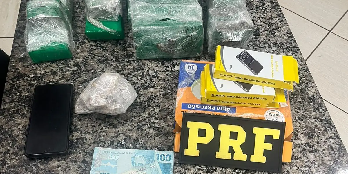 PRF de Ijuí  prende traficante e apreende cocaína, maconha e crack em Entre-Ijuís