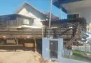 Caminhão atinge residência no Bairro Fensterseifer  em Panambi