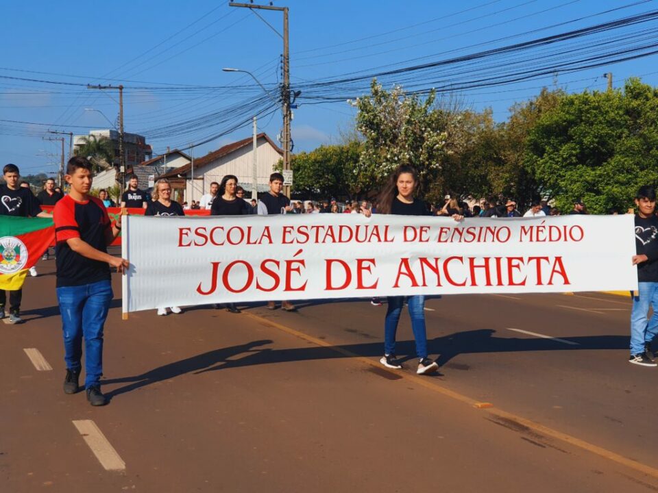 G1 - Presença de crianças marca desfile do 7 de setembro em Salvador -  notícias em Bahia