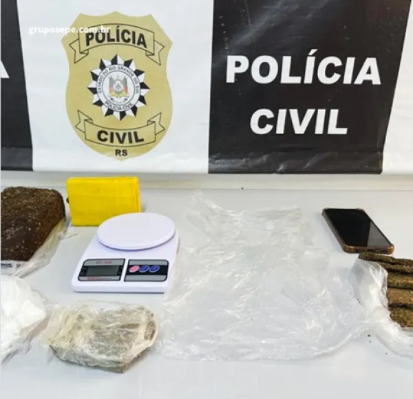 Operação Epilogo cumpre quatro mandados e apreende drogas em Cruz Alta